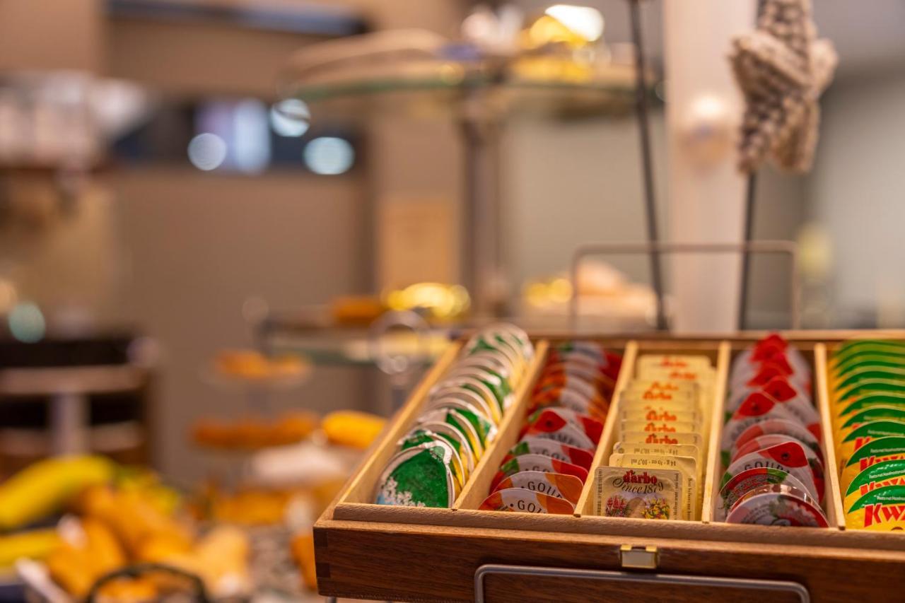 Hotel Ambiotel Тонгерен Экстерьер фото